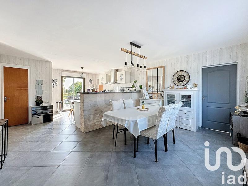 Maison - 98 m² - 5 pièces