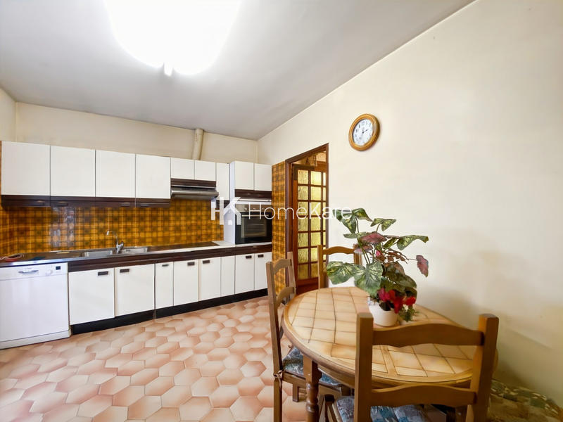 Maison - 145 m² - 7 pièces