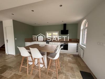 Maison - 128 m² - 4 pièces