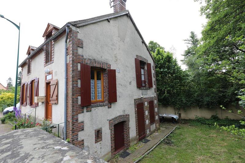 Maison - 104 m² - 4 pièces