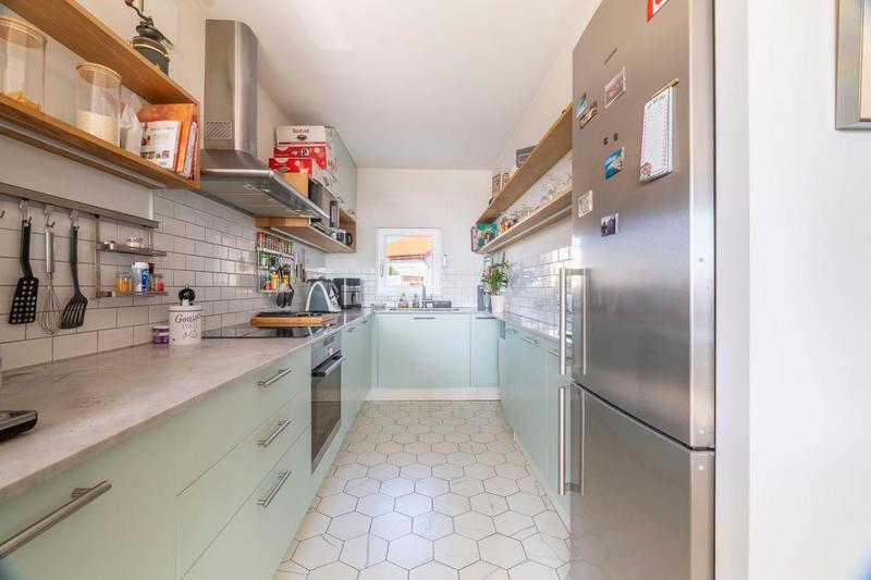 Appartement - 82 m² - 3 pièces