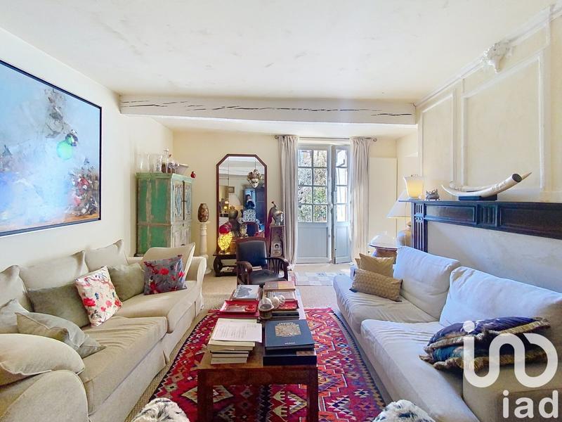 Maison - 393 m² - 10 pièces