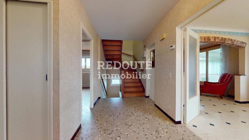 Maison - 148 m² - 6 pièces