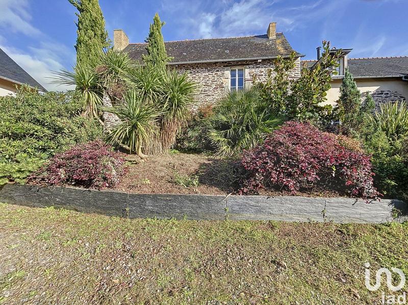 Maison - 403 m² - 11 pièces