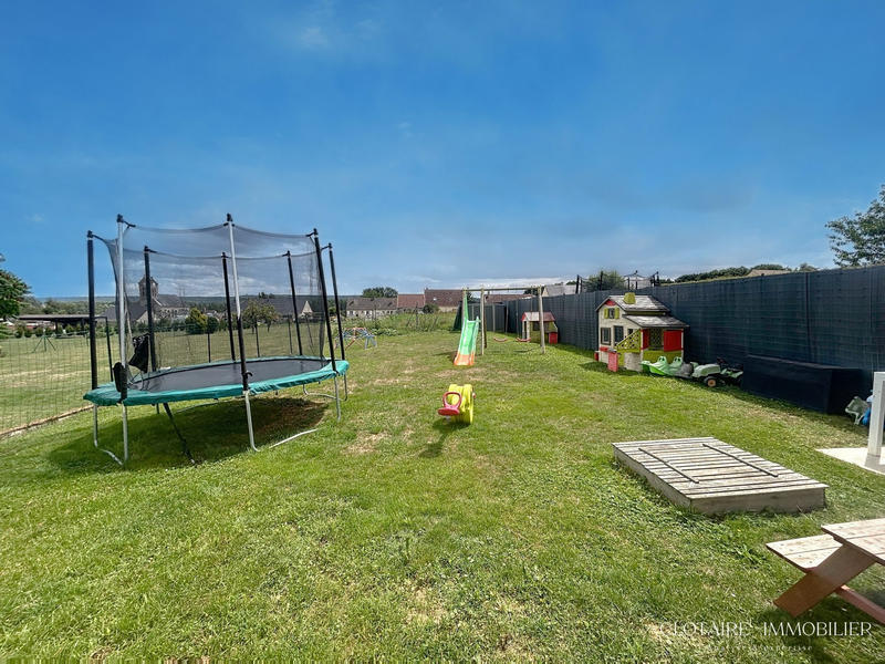 Maison - 90 m² - 5 pièces