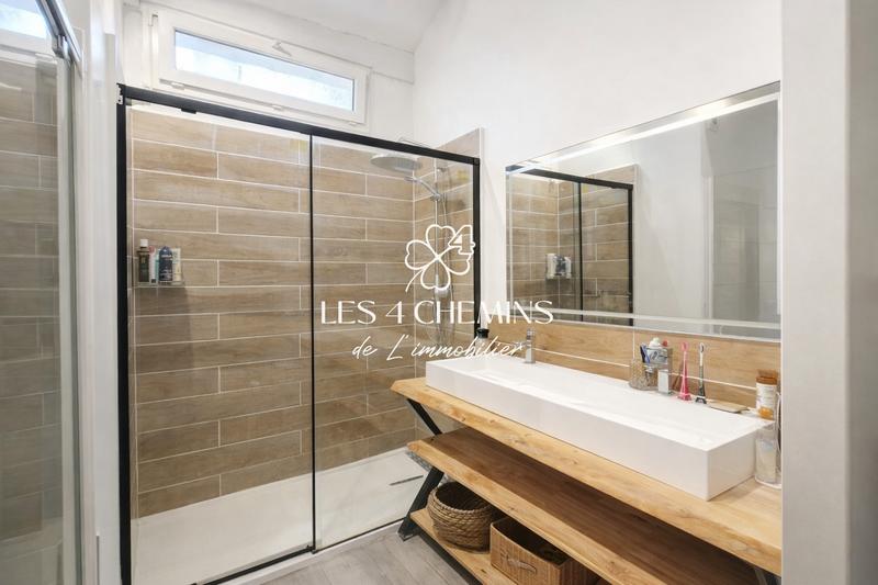 Maison - 110 m² - 4 pièces