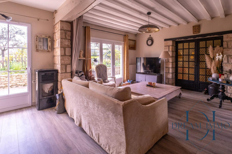 Maison - 288 m² - 13 pièces