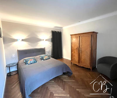 Maison - 167 m² - 6 pièces