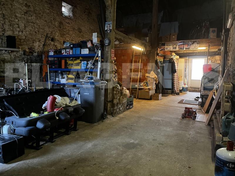 Maison - 174 m² - 9 pièces