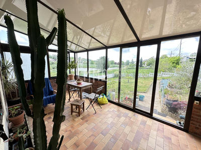 Maison - 96 m² - 3 pièces