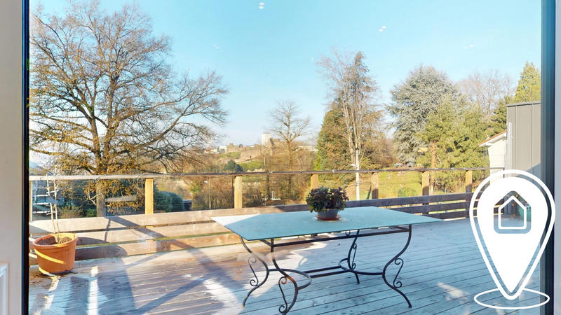 Maison contemporaine - 172 m² - 7 pièces