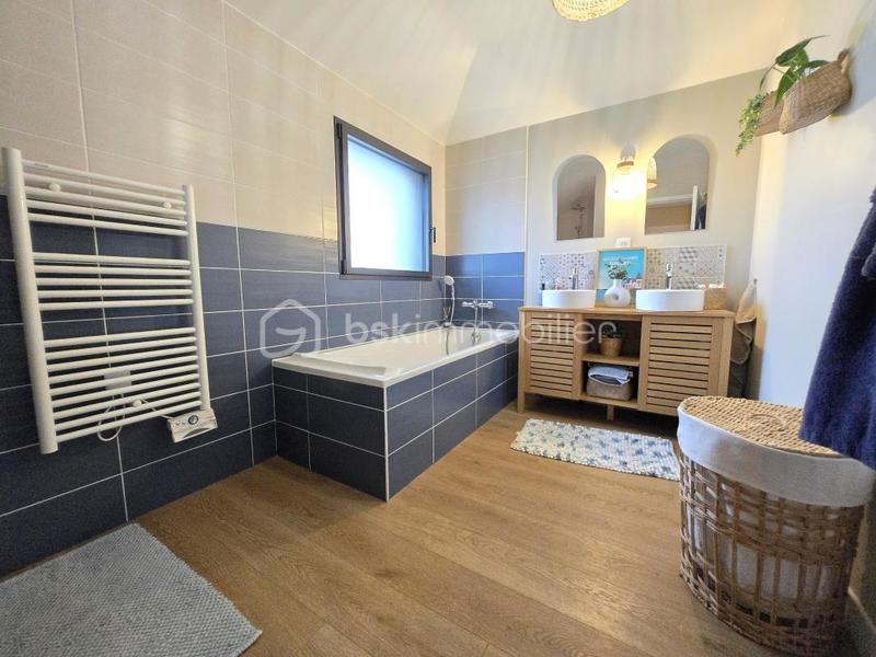 Maison - 152 m² - 5 pièces