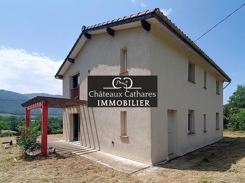 Maison - 186 m² - 2 pièces