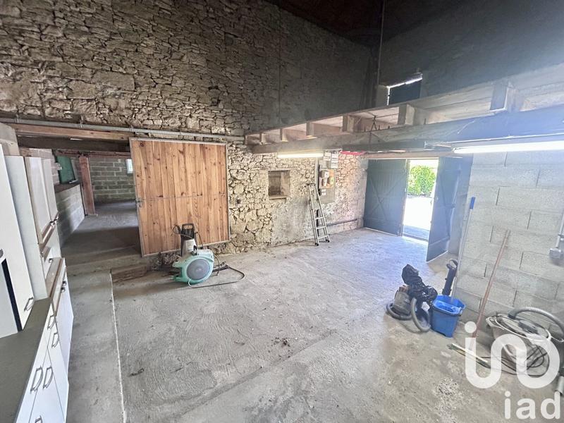 Maison - 215 m² - 8 pièces