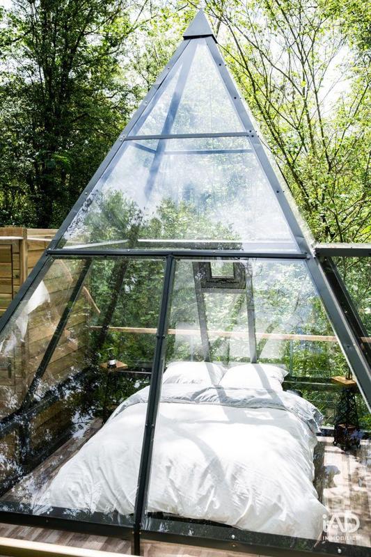 Local commercial - 22 000 m²