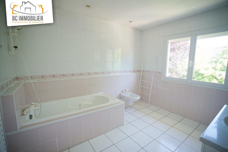 Maison - 144 m² - 6 pièces