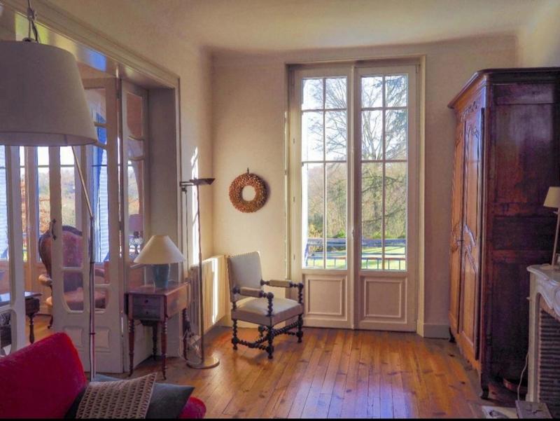 Maison - 190 m² - 8 pièces