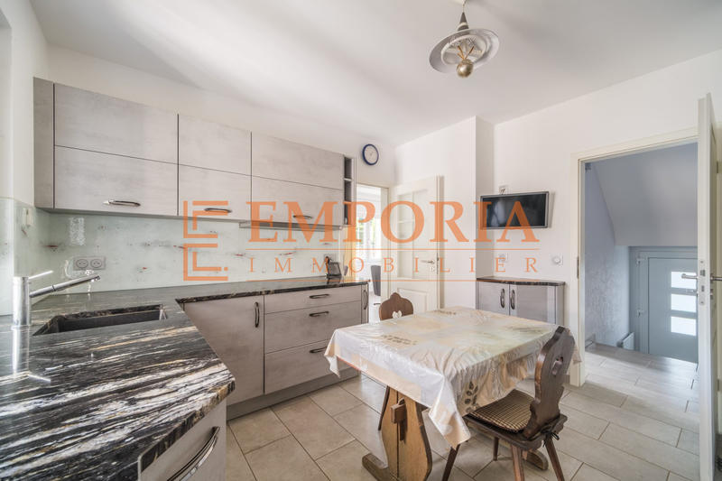 Maison - 91 m² - 5 pièces