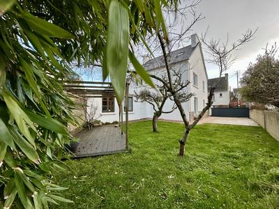 Maison traditionnelle - 110 m² - 5 pièces