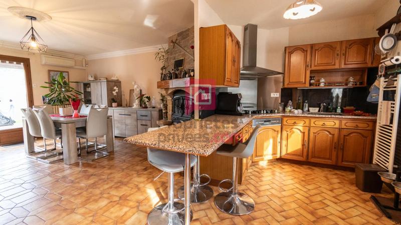 Maison - 88 m² - 5 pièces