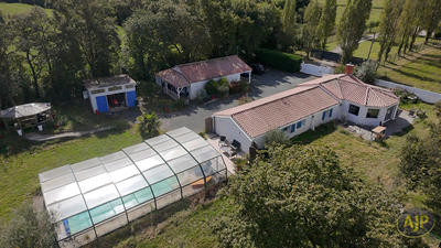 Maison - 156 m² - 7 pièces