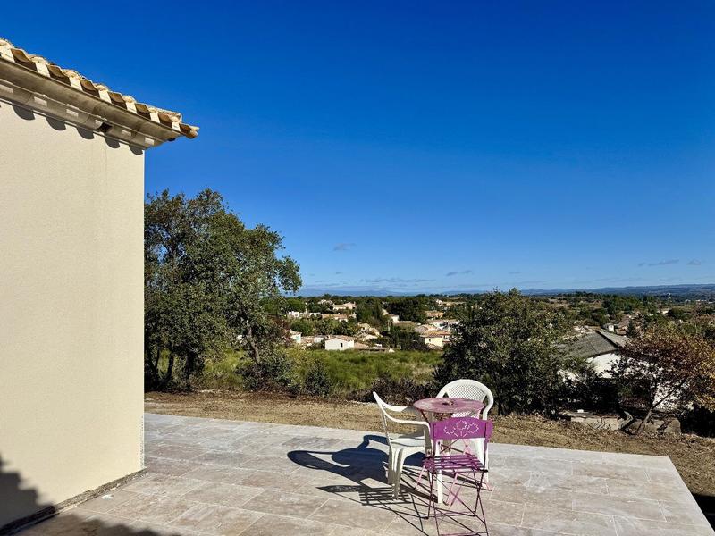 Maison - 260 m² - 5 pièces