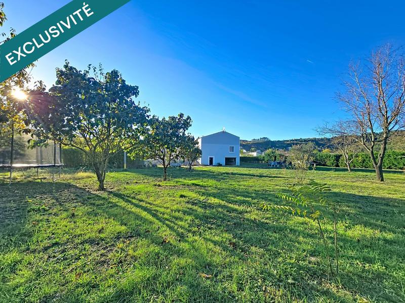 Villa - 182 m² - 6 pièces