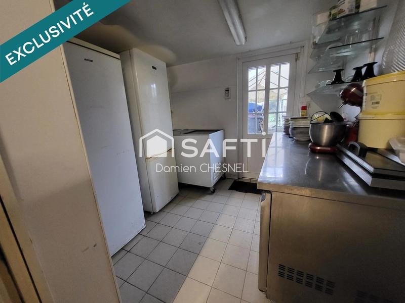 Local commercial - 150 m² - 5 pièces