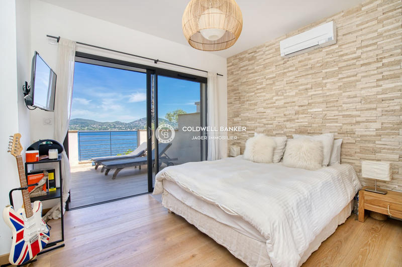 Propriété - 200 m² - 5 pièces