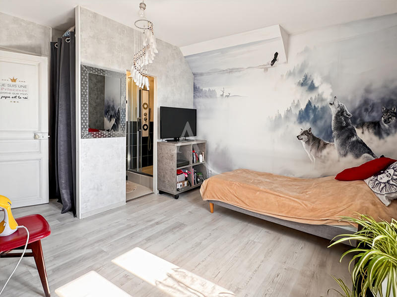 Maison - 179 m² - 6 pièces