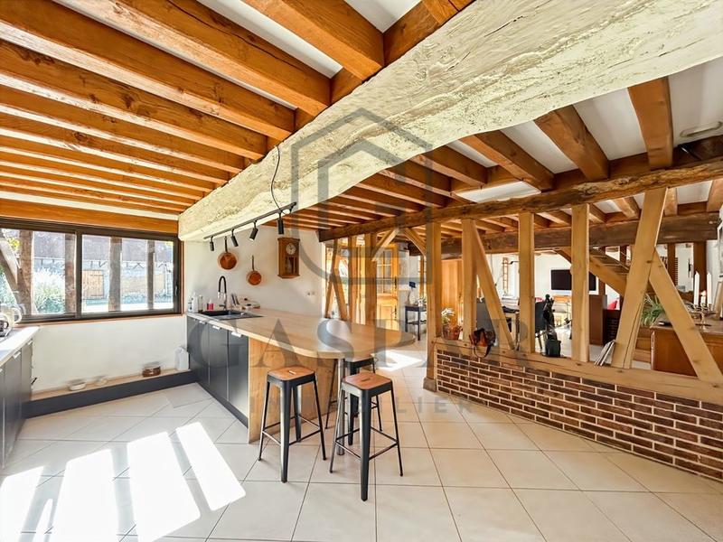 Maison ancienne - 160 m² - 5 pièces