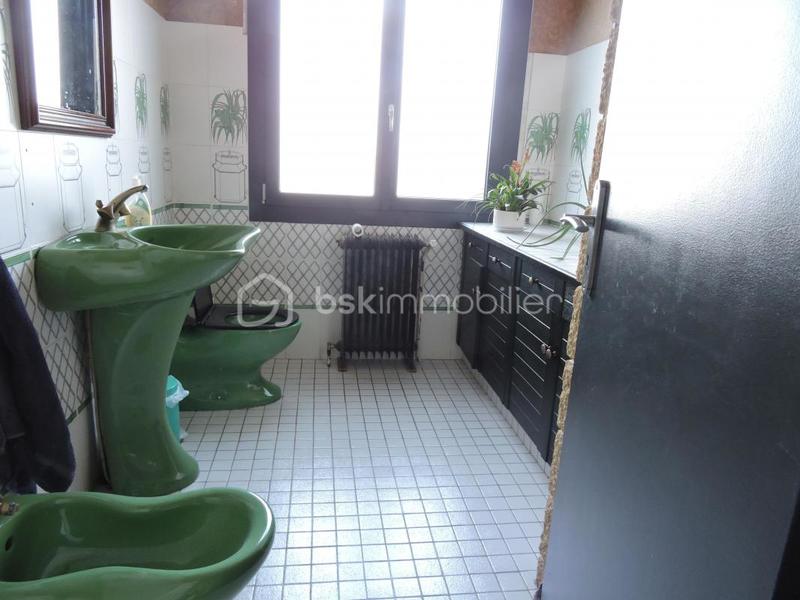 Villa - 201 m² - 7 pièces