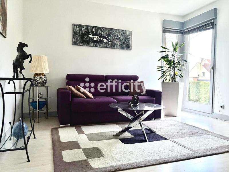 Maison - 205 m² - 7 pièces