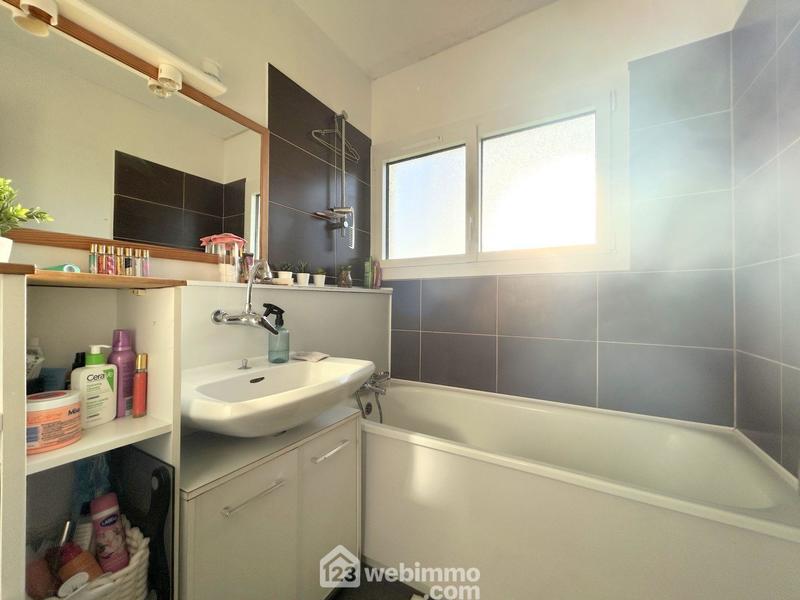 Appartement - 66 m² - 2 pièces