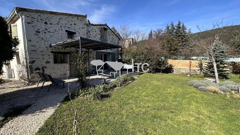 Propriété - 122 m² - 4 pièces