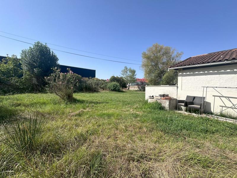 Local d'activités - 400 m²