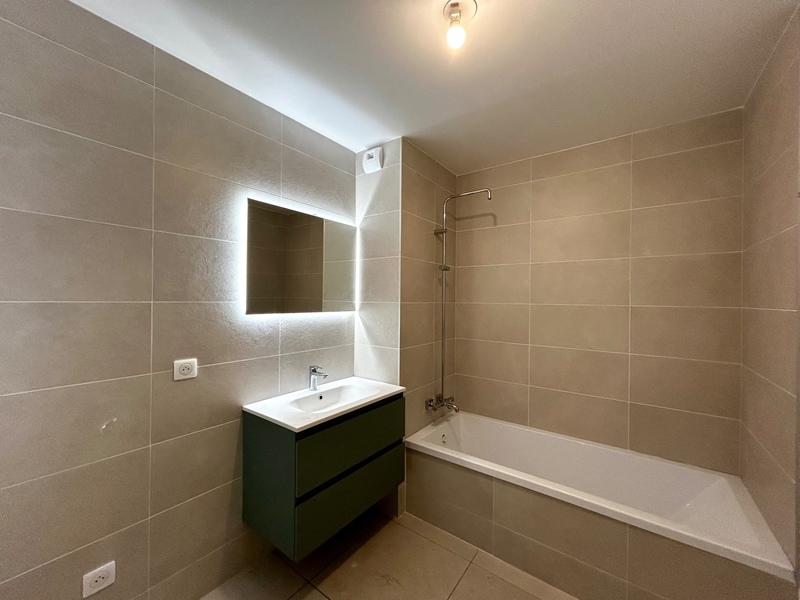 Appartement - 72 m² - 3 pièces