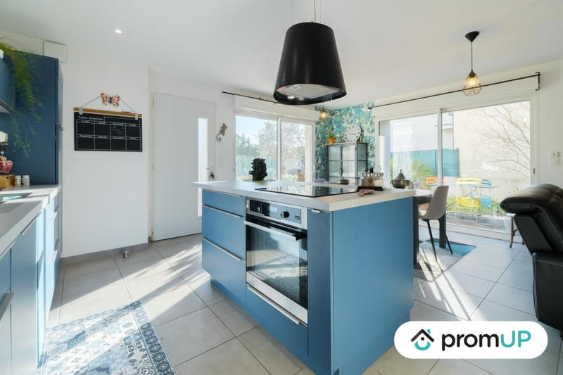 Maison - 93 m² - 4 pièces