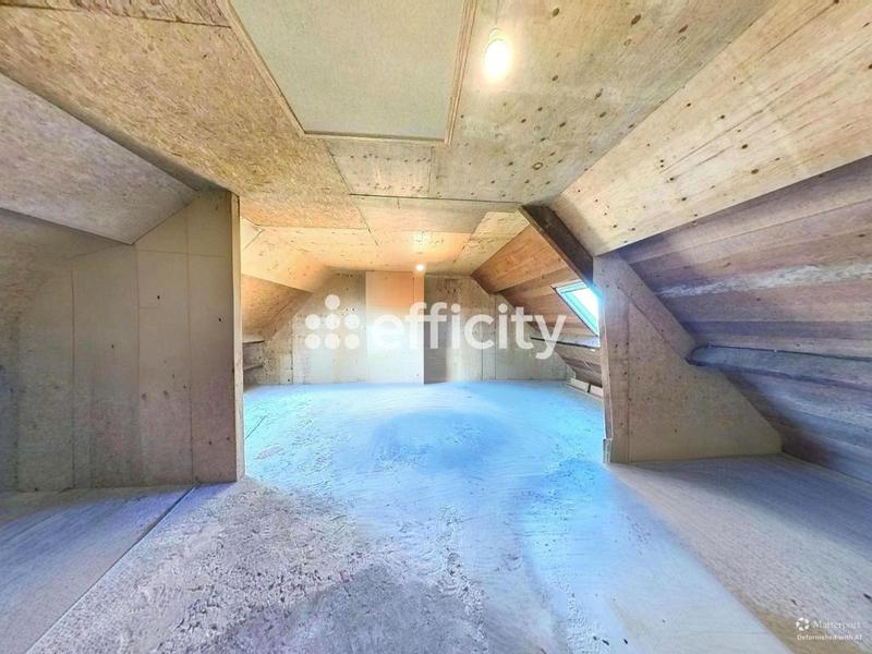 Maison - 103 m² - 6 pièces