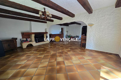 Maison - 176 m² - 9 pièces