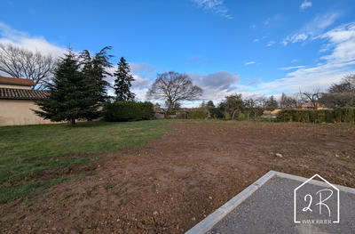 Terrain - 600 m²