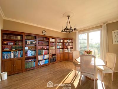 Maison - 350 m² - 14 pièces