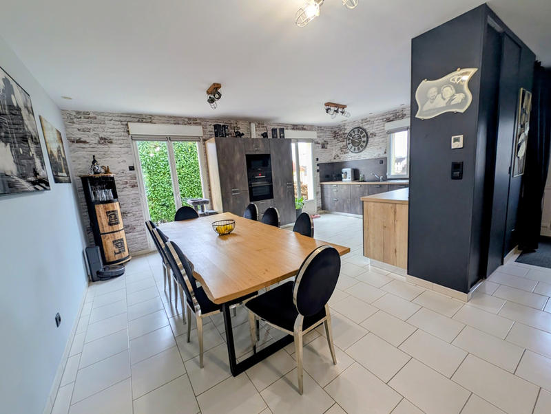 Maison - 135 m² - 5 pièces