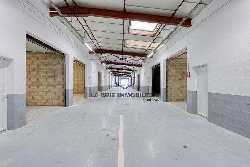 Local d'activité / Entrepôt - 42 m² - 1 pièce