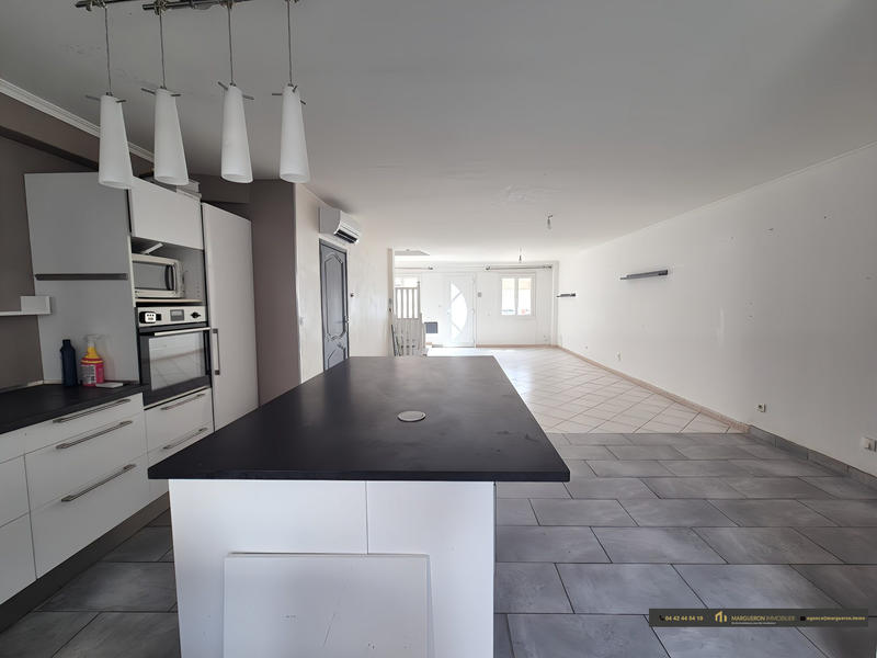 Maison traditionnelle - 110 m² - 4 pièces