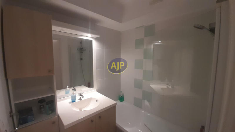 Appartement - 45 m² - 4 pièces