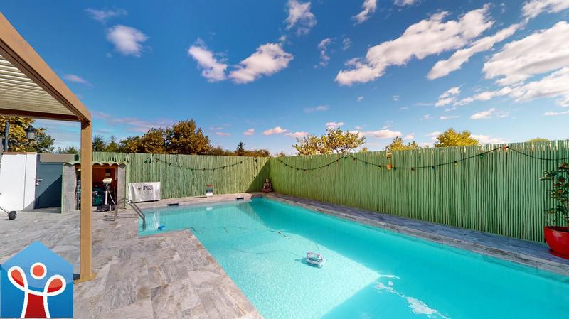 Maison - 102 m² - 5 pièces