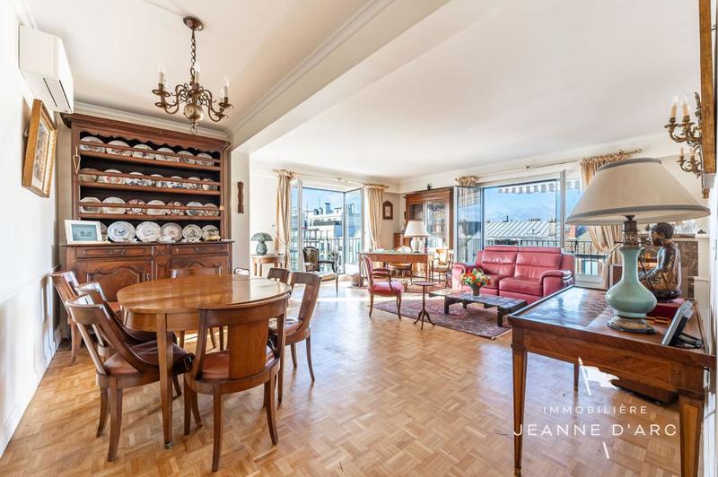 Appartement - 121 m² - 4 pièces