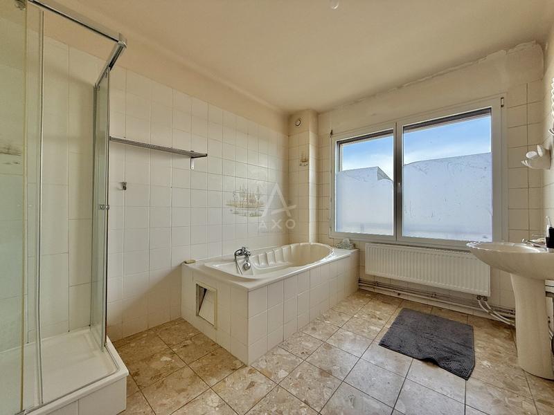 Maison - 160 m² - 7 pièces