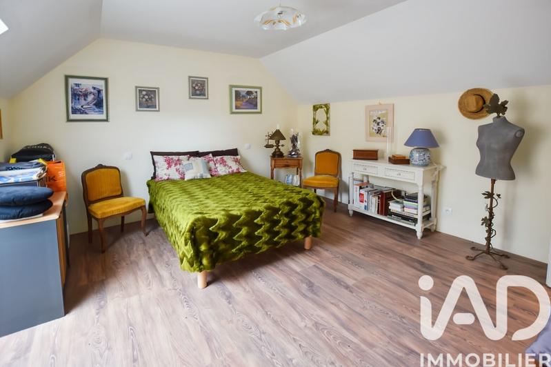 Maison - 180 m² - 6 pièces